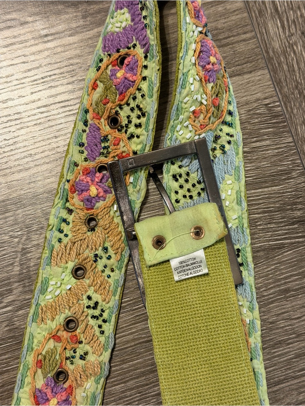 Embroidered Beaded Floral Women's Belt - Picture 5 of 7